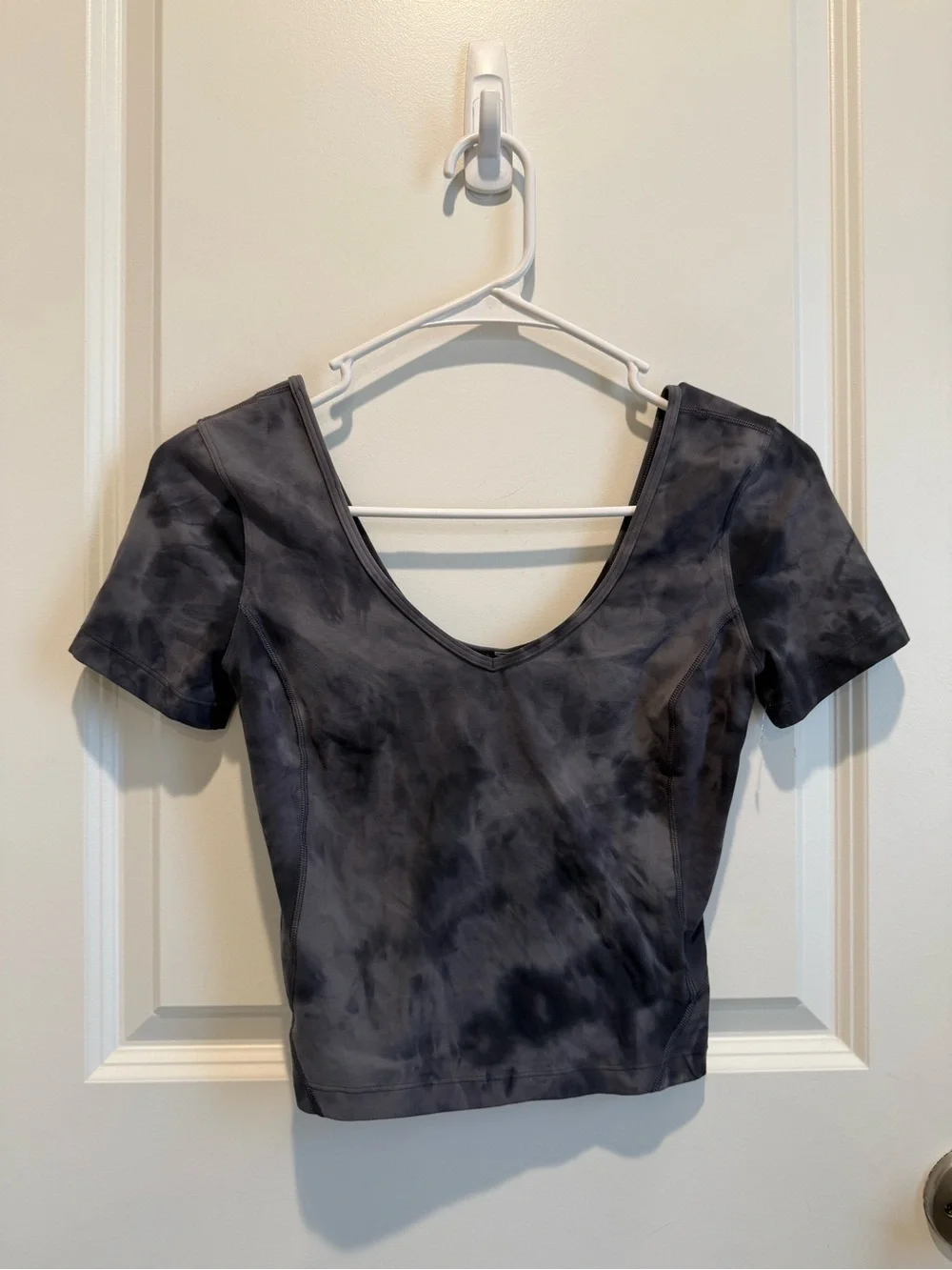 lululemon athletica lightweight cropped